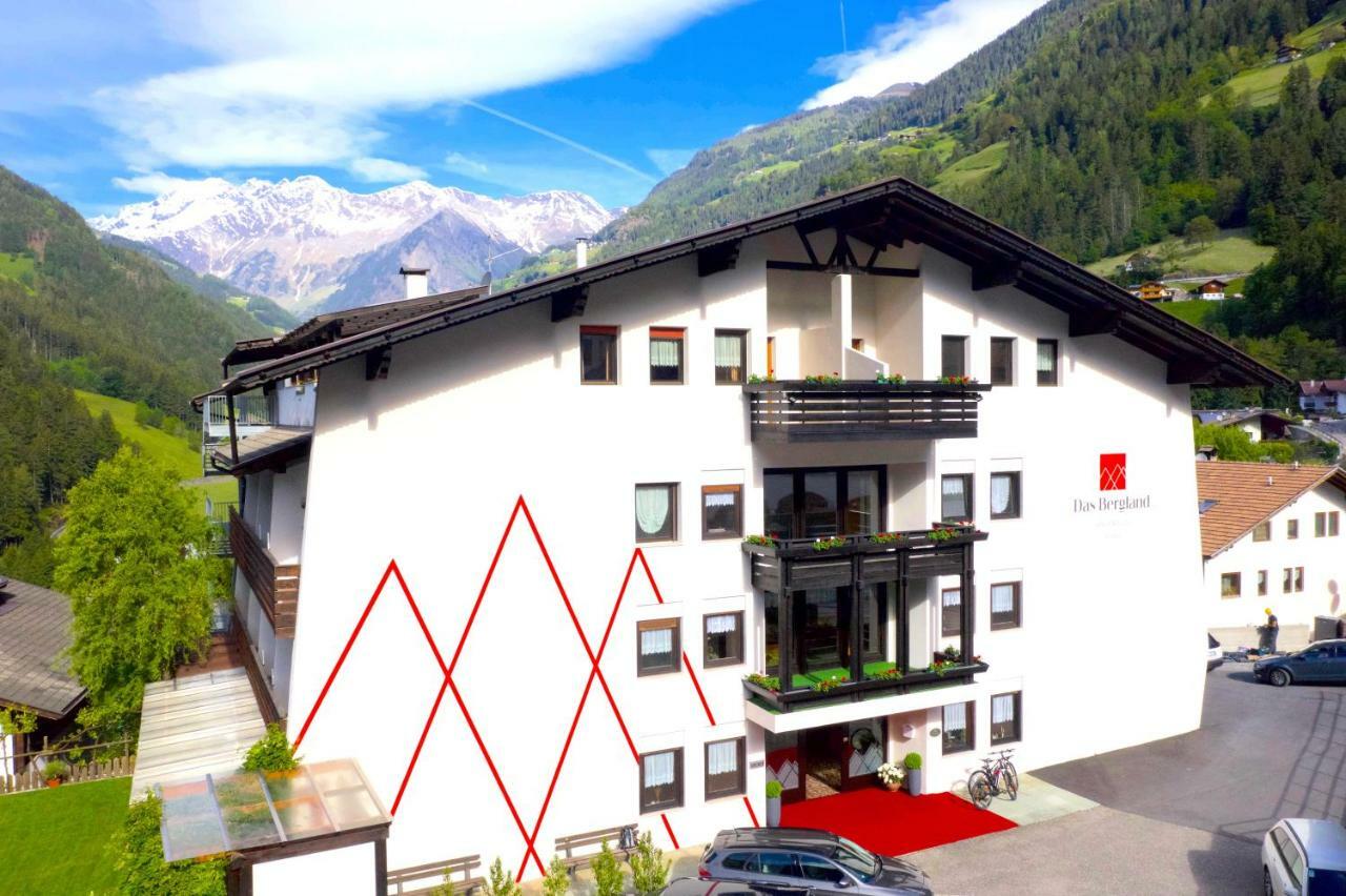 Das Bergland - Vital & Activity San Leonhard in Passeier Exteriör bild